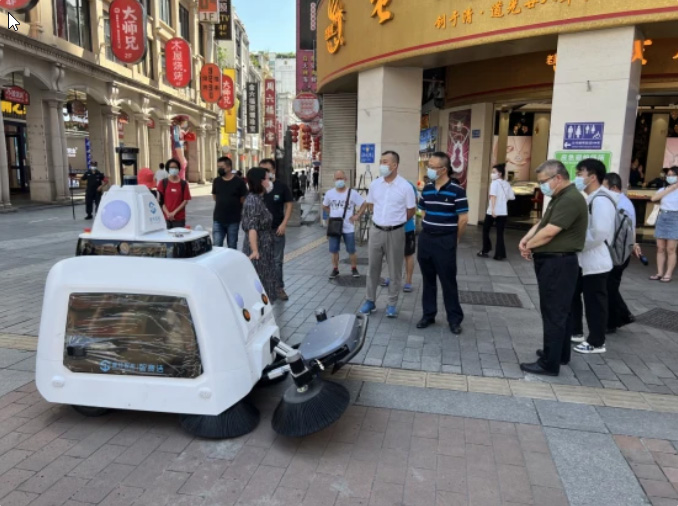 無人駕駛清掃車.jpg