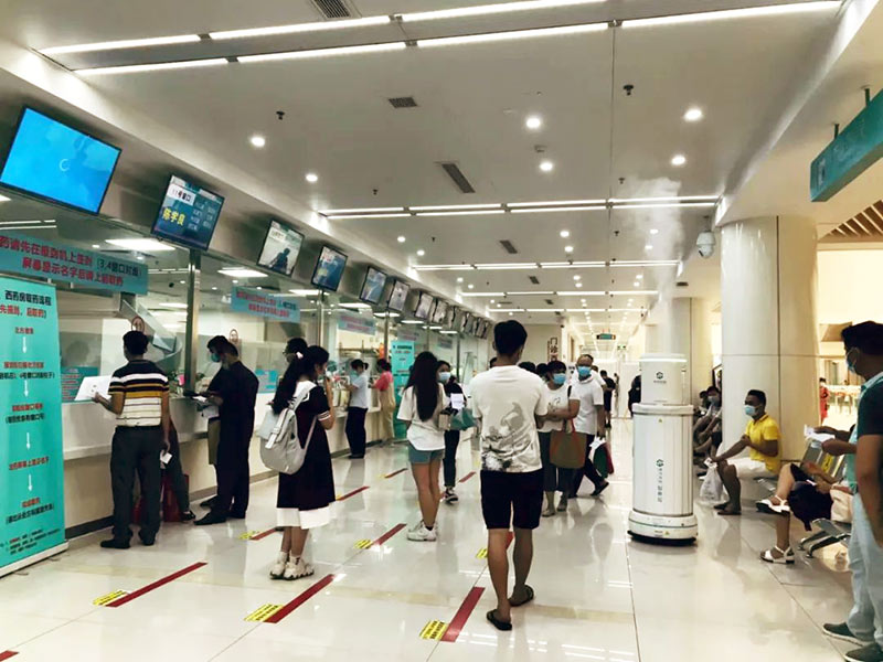 消毒機(jī)器人