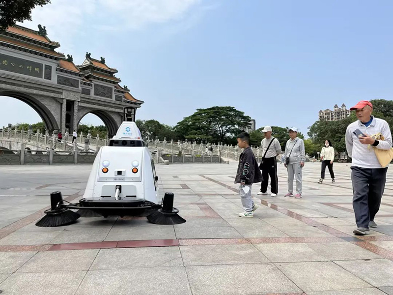 無(wú)人駕駛清掃車